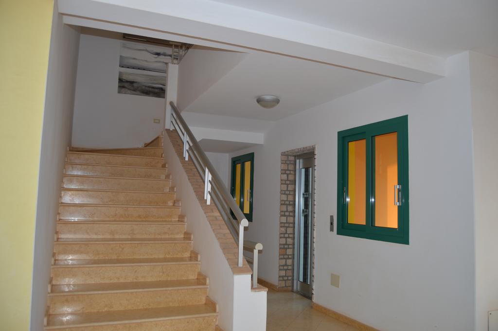 Holiday Properties Commercial Center Santa Maria Εξωτερικό φωτογραφία
