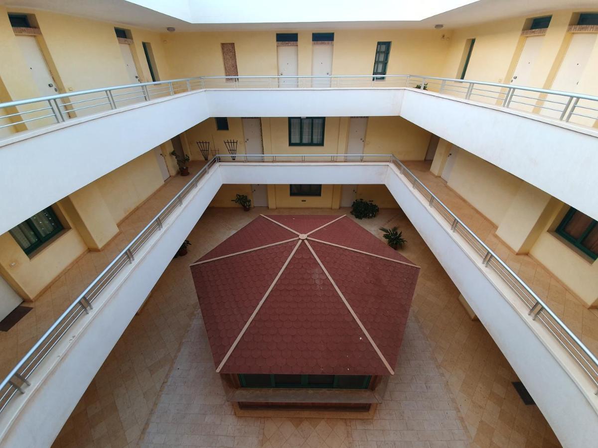 Holiday Properties Commercial Center Santa Maria Εξωτερικό φωτογραφία